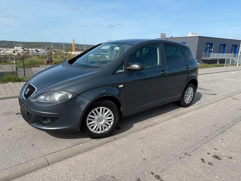 Gebraucht Seat Altea 105 PS (77 kW) 2006 Grau Van / Kleinbus