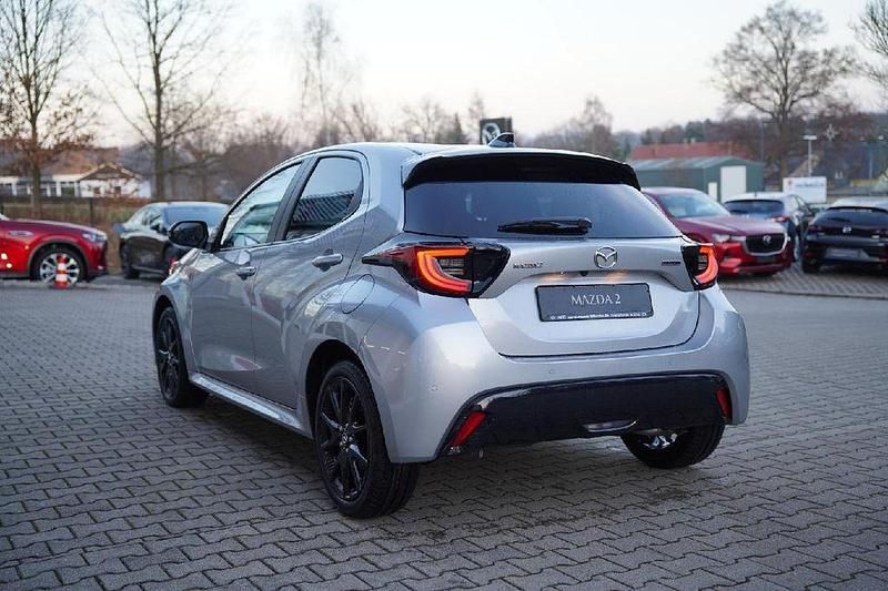 Neu Mazda 2 Homura-Line 116 PS (85 kW) 2026 Silber Limousine