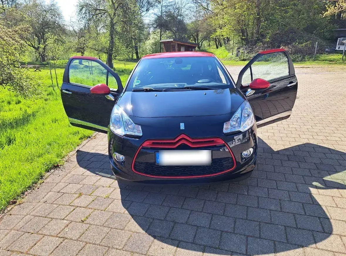 Gebraucht Citroën DS3 156 PS (114 kW) 2014 Schwarz Kleinwagen