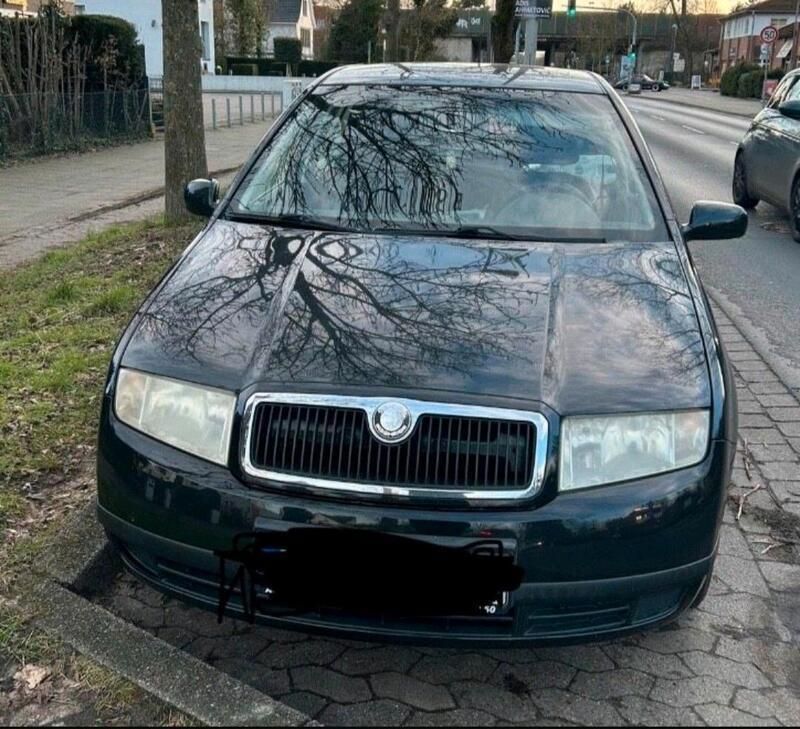 Schwarz Gebraucht 2003 Skoda Fabia Kleinwagen | 600 € (Superpreis) - Bild 1/4
