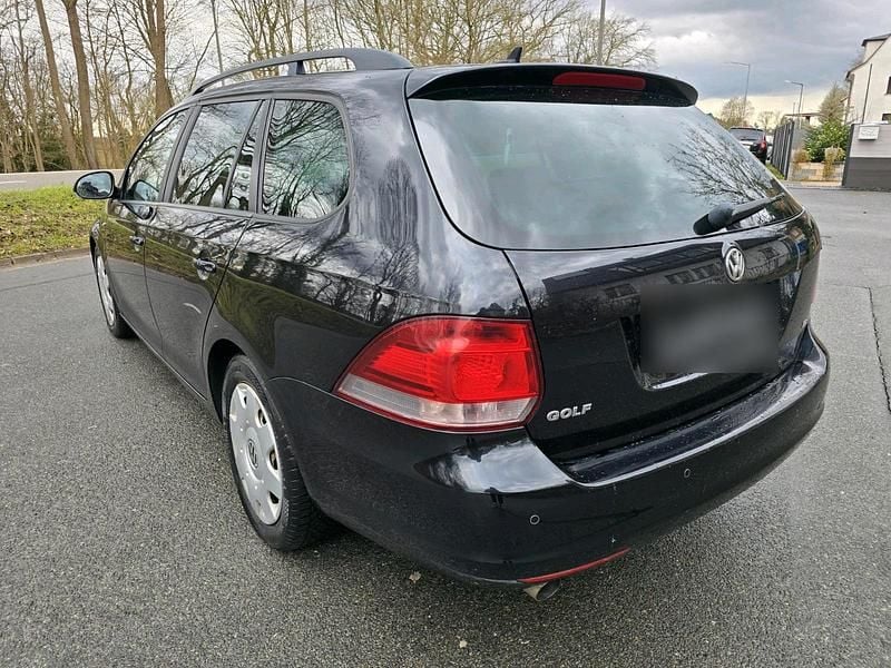 Gebraucht VW Golf VII Match 105 PS (77 kW) 2012 Kombi