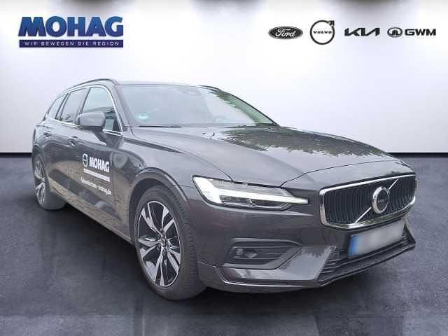 Gebraucht Volvo V60 120 PS (88 kW) 2024 Kombi