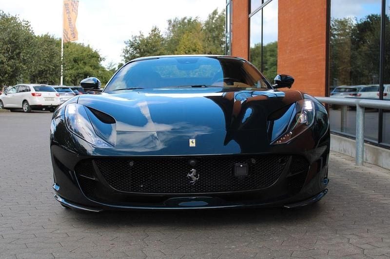 Gebraucht Ferrari 812 799 PS (587 kW) 2023 Grün Cabrio