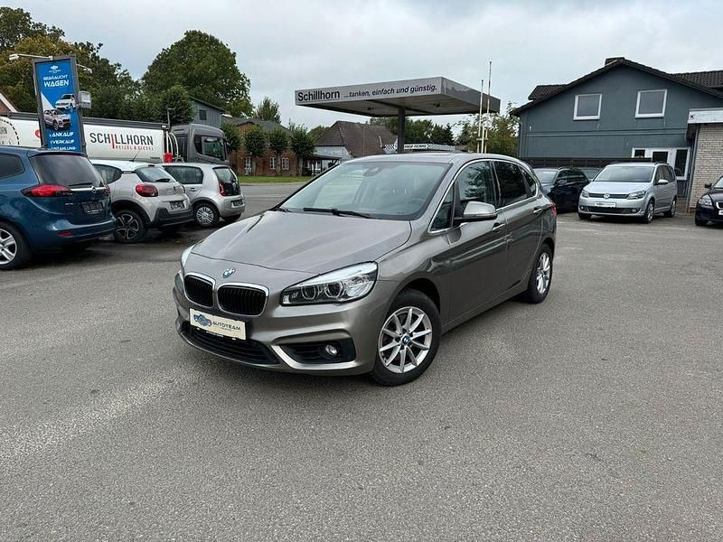 Silber Gebraucht 2016 BMW 218 Advantage Limousine | 12.999 € (Fairer Preis) - Bild 1/4