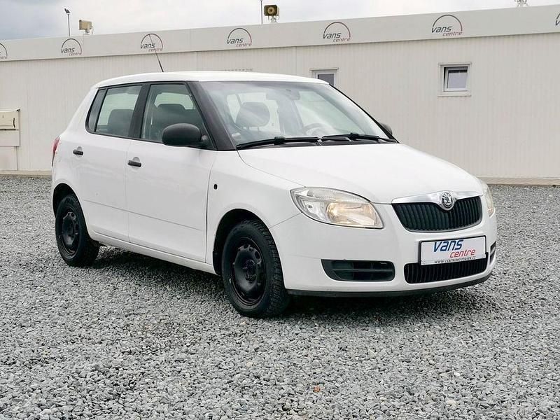 Gebraucht Skoda Fabia 80 PS (58 kW) 2009 Weiß Kleinwagen