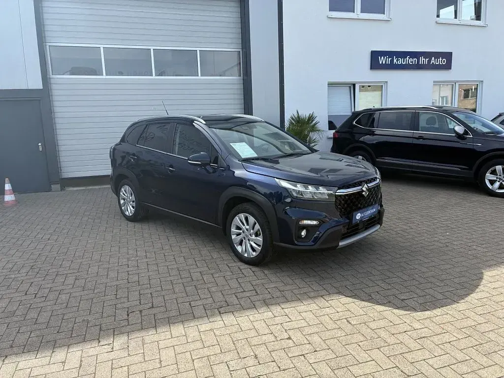 Gebraucht Suzuki SX4 S-Cross Comfort 129 PS (94 kW) 2023 Blau SUV