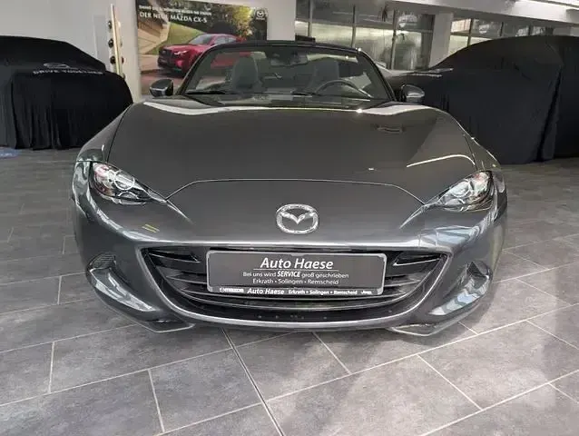 Używany Mazda MX5 Selection 132 KM (97 kW) 2022 Szary Kabriolet