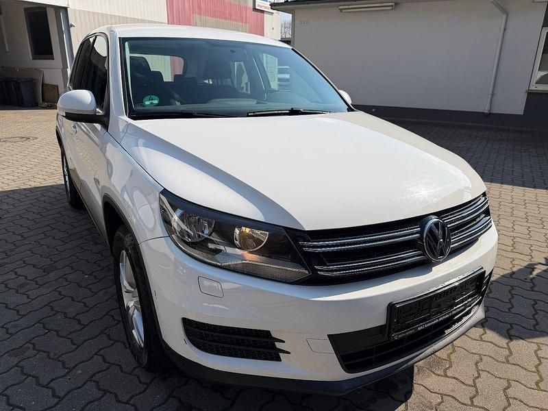 Gebraucht VW Tiguan Trendline 160 PS (117 kW) 2013 Candyweiß SUV