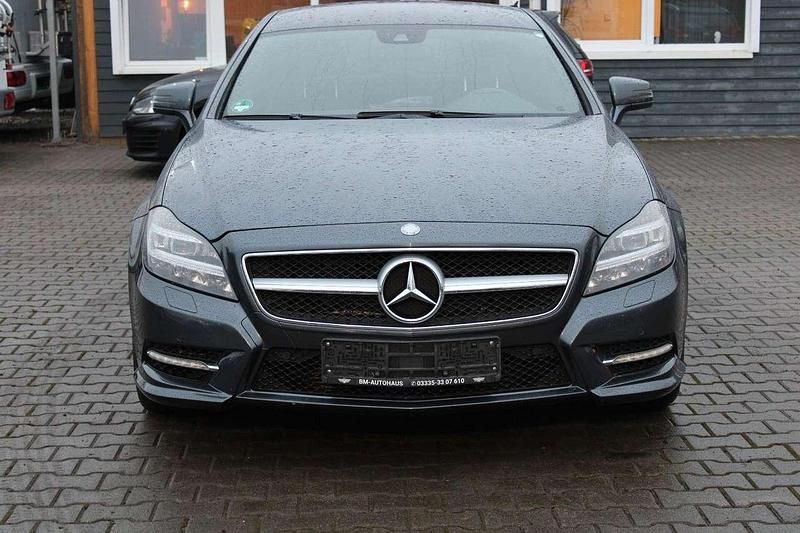 Gebraucht Mercedes CLS350 265 PS (194 kW) 2014 Tenoritgrau Kombi