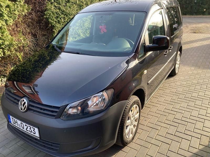 Gebraucht VW Caddy Trendline 75 PS (55 kW) 2014 Schwarz Van / Kleinbus