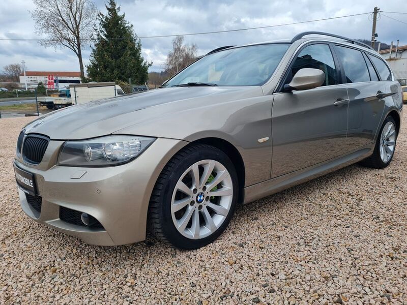 Platinbronze metallic Gebraucht 2009 BMW 330 Sport Line Kombi | 8.100 € (Fairer Preis) - Bild 1/4
