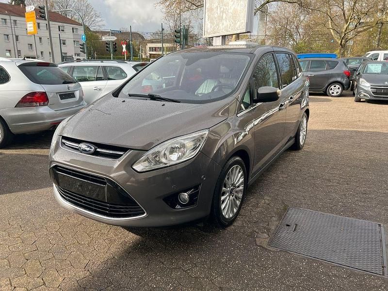 Gebraucht Ford Grand C-Max Titanium 150 PS (110 kW) 2014 Braun Van / Kleinbus