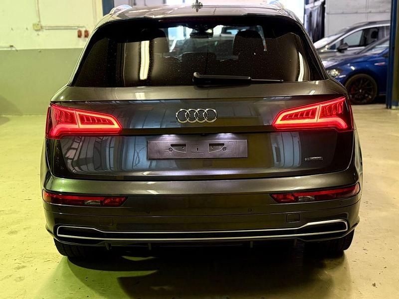 Gebraucht Audi Q5 Sport 286 PS (210 kW) 2018 Grau SUV