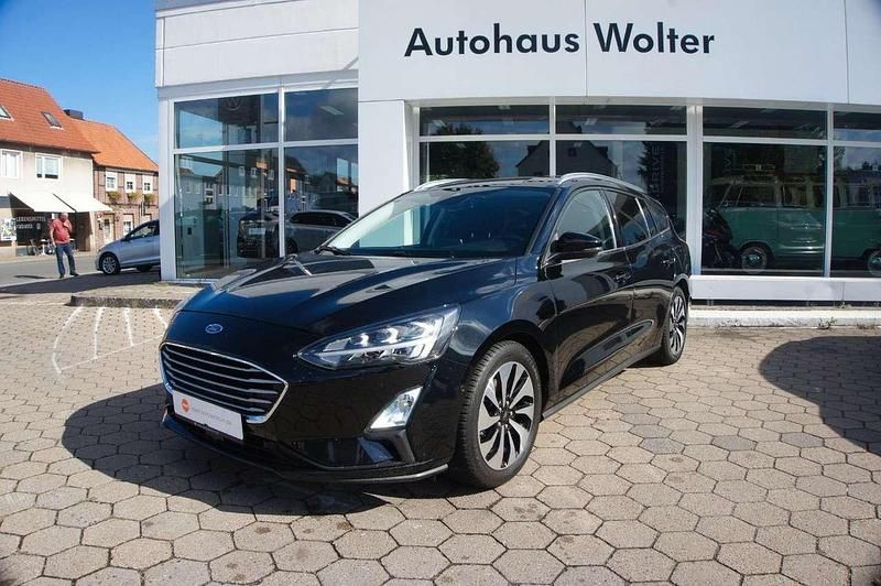 Indiumschwarz metallic Gebraucht 2019 Ford Focus Cool & Connect Kombi | 17.760 € (Teuer) - Bild 1/4