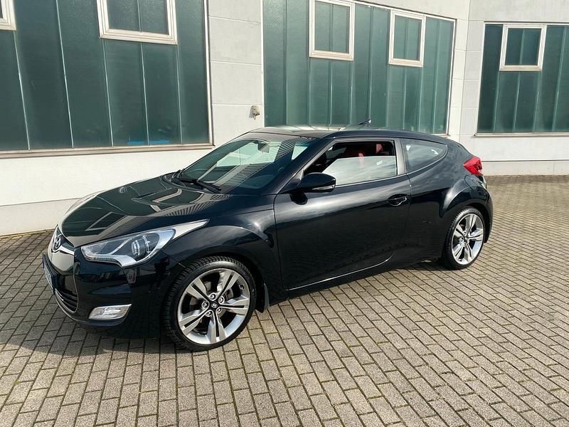 Schwarz Gebraucht 2012 Hyundai Veloster Kleinwagen | 6.000 € (Fairer Preis) - Bild 1/4