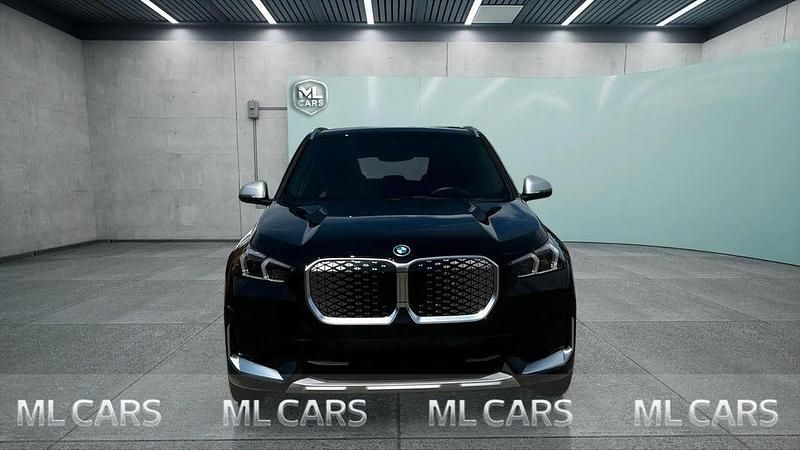 Schwarz Gebraucht 2025 BMW iX1 SUV | 38.700 € (Superpreis) - Bild 1/4