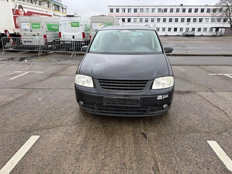 Gebraucht VW Touran 140 PS (102 kW) 2004 Schwarz Van / Kleinbus