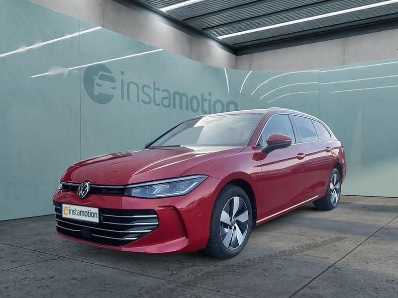 Rot Gebraucht 2024 VW Passat Kombi | 38.949 € (Guter Preis) - Bild 1/4