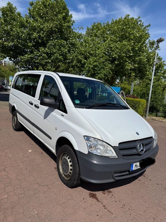 Weiß Gebraucht 2013 Mercedes Vito Van / Kleinbus | 5.700 € - Bild 1/4