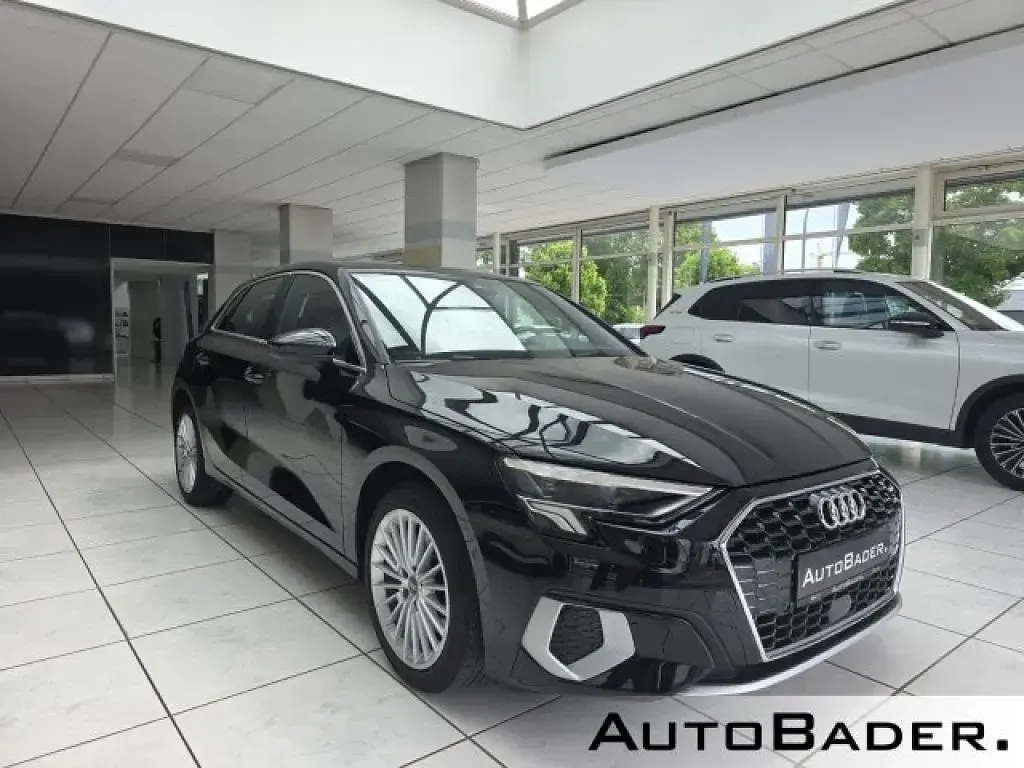 Gebraucht Audi A3 S-Line 150 PS (110 kW) 2022 Schwarz Limousine