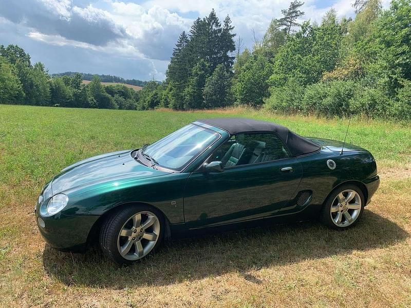 Grün Gebraucht 2000 MG F Cabrio | 4.650 € - Bild 1/4
