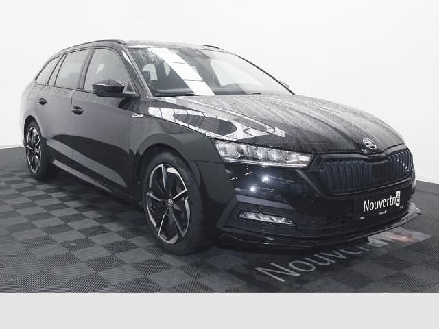 Gebraucht Skoda Octavia 190 PS (139 kW) 2024 Blackmagic perleffekt Kombi