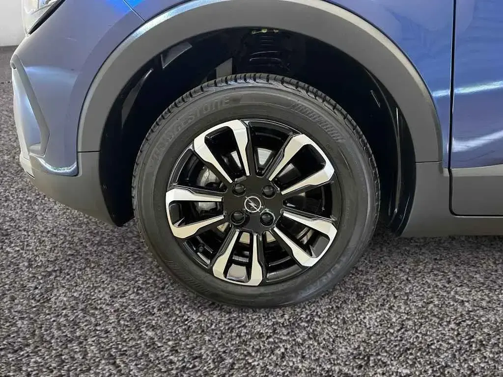 Gebraucht Opel Crossland Elegance 131 PS (96 kW) 2023 Blau SUV
