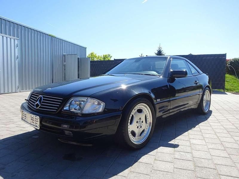 Obsidanschwarz Gebraucht 1998 Mercedes SL320 Edition Cabrio | 36.890 € - Bild 1/4