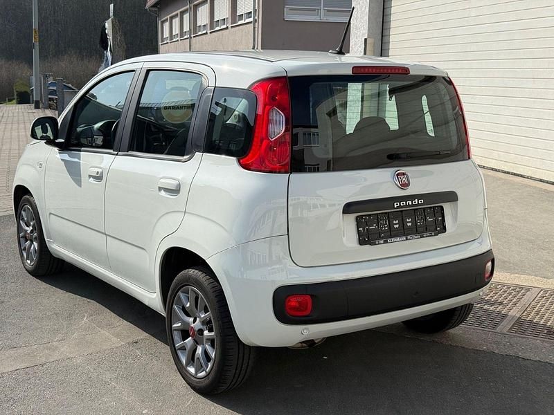Gebraucht Fiat Panda Lounge 69 PS (50 kW) 2017 Weiß Kleinwagen