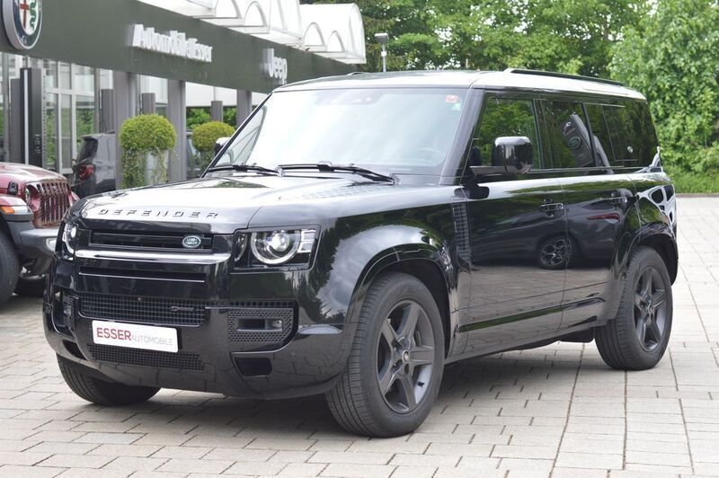 Schwarz Gebraucht 2023 Land Rover Defender SE SUV | 74.900 € (Teuer) - Bild 1/4