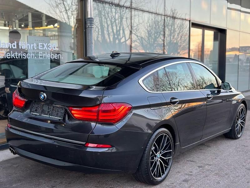 Gebraucht BMW 530 Gran Turismo Luxury Line 258 PS (189 kW) 2014 Grau Limousine