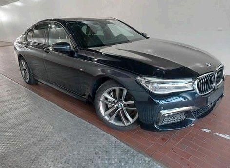 Gebraucht BMW 730 Shadowline 265 PS (194 kW) 2018 Schwarz Limousine