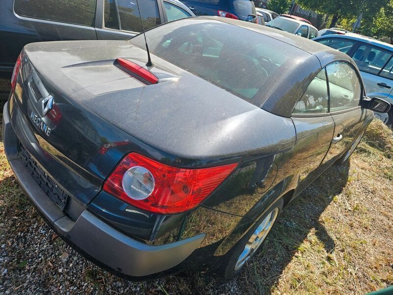 Gebraucht Renault Mégane Cabriolet Dynamique 113 PS (83 kW) 2005 Schwarz Cabrio