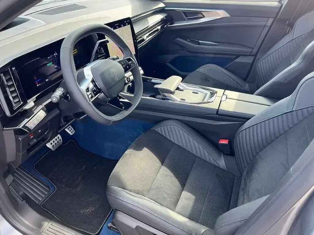 Usado Renault Rafale Esprit Alpine 300 CV (220 kW) 2025 Negro SUV