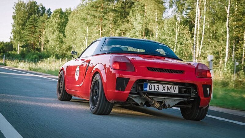 Gebraucht Toyota MR2 192 PS (141 kW) 2001 Rot Cabrio