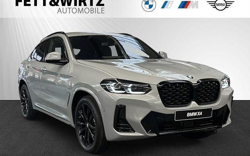 Grau Gebraucht 2025 BMW X4 M Sport SUV | 64.790 € (Teuer) - Bild 1/4