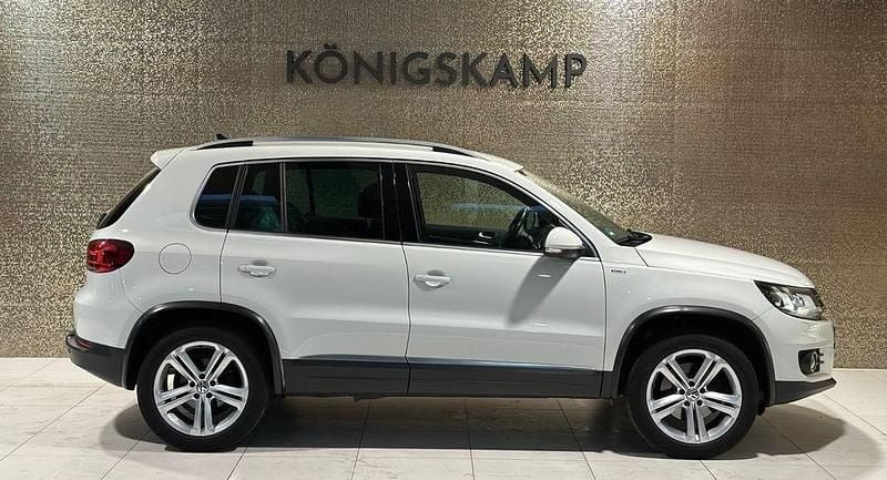 Gebraucht VW Tiguan LOUNGE 125 PS (91 kW) 2016 Weiß SUV