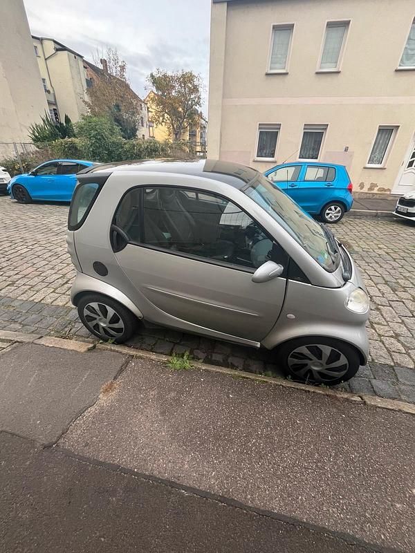 Silber Gebraucht 2002 Smart ForTwo Coupé Kleinwagen | 1.600 € (Fairer Preis) - Bild 1/4