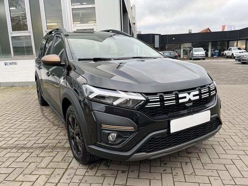 Gebraucht Dacia Jogger Extreme 94 PS (69 kW) 2024 Perlmuttschwarz Van / Kleinbus