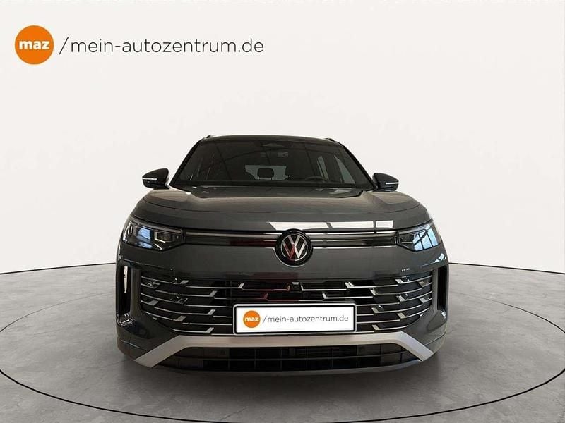 Gebraucht VW Tayron Elegance 150 PS (110 kW) 2026 Delfingrau, metallic SUV