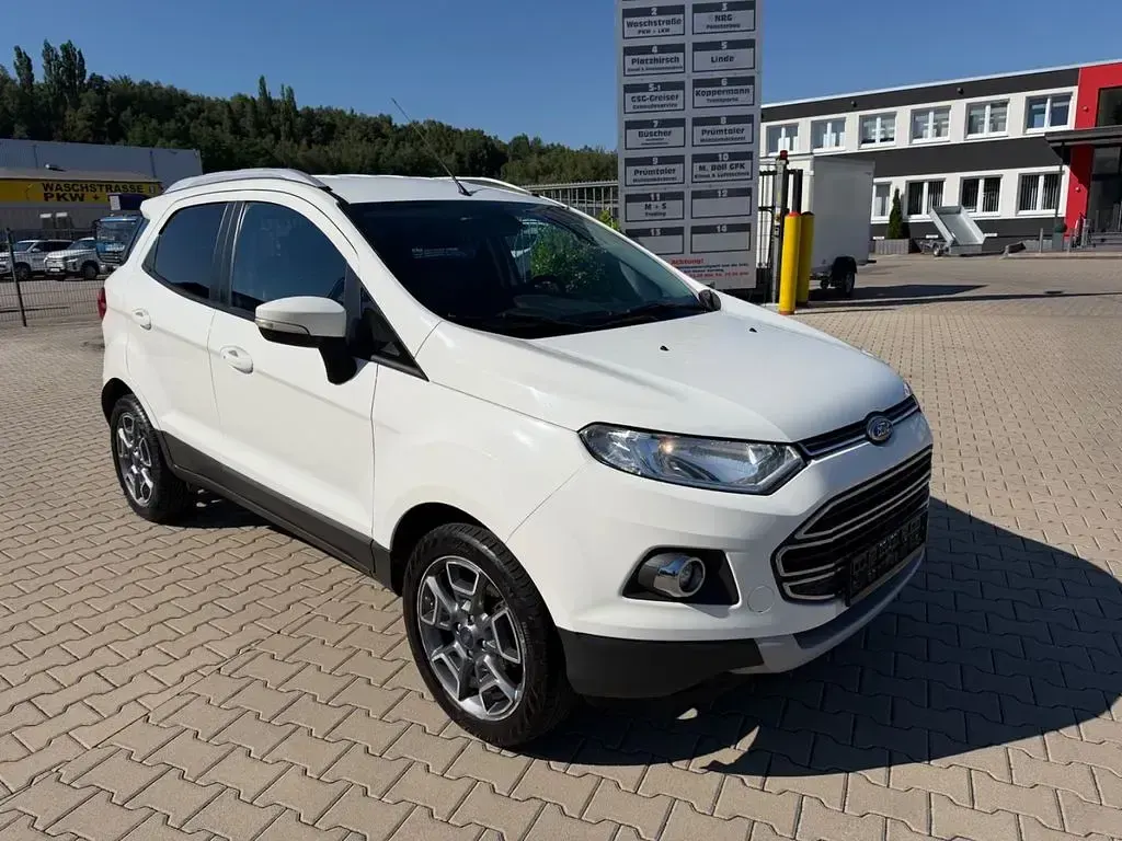 Gebraucht Ford Ecosport Titanium 125 PS (91 kW) 2016 Weiß SUV