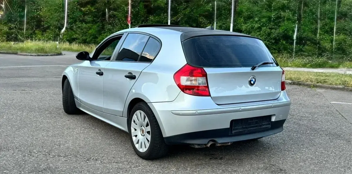 Gebraucht BMW 116 122 PS (89 kW) 2004 Silber Kleinwagen