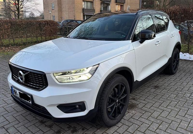 Gebraucht Volvo XC40 R-Design 190 PS (139 kW) 2018 Weiß SUV