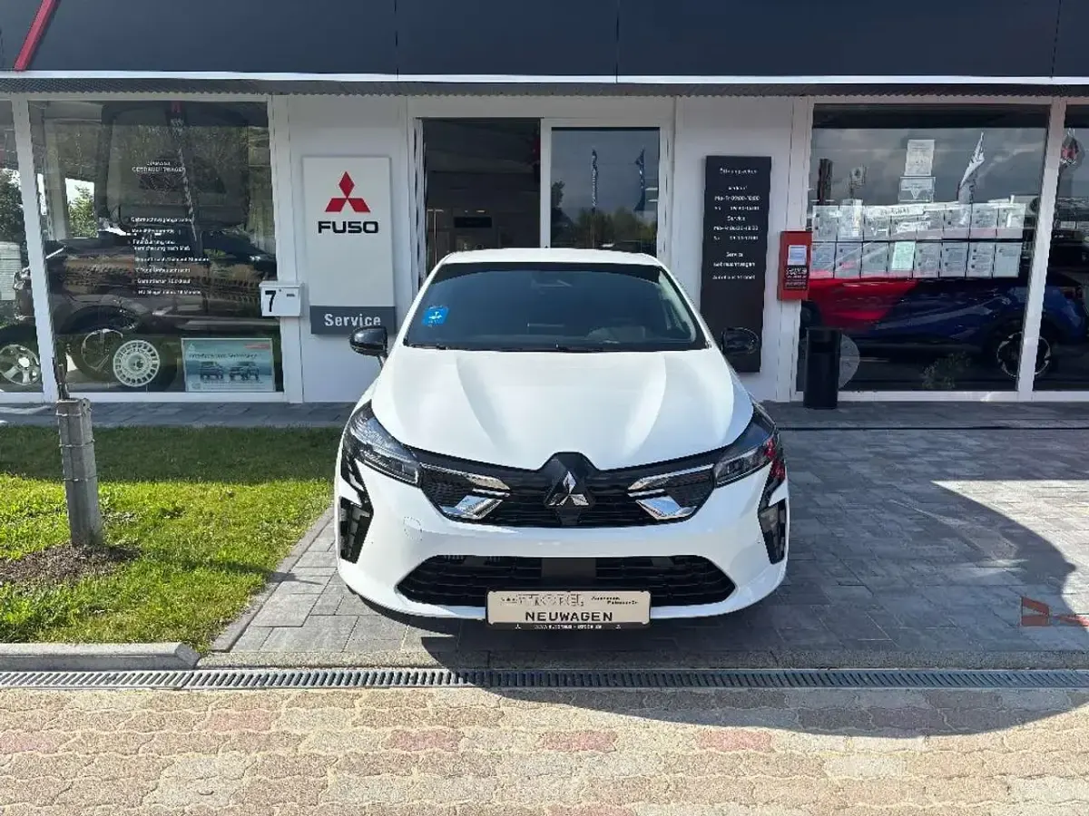Neu Mitsubishi Colt Edition 143 PS (105 kW) 2025 Antarktisweiß Kleinwagen
