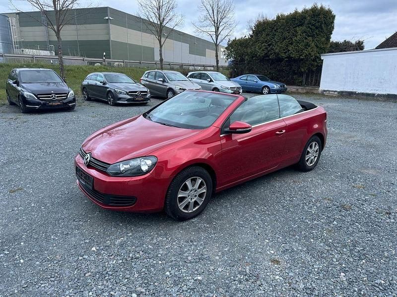 Gebraucht VW Golf Cabriolet 105 PS (77 kW) 2012 Rot Cabrio