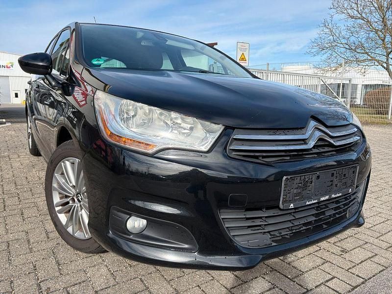 Gebraucht Citroën C4 Tendance 120 PS (88 kW) 2012 Schwarz Limousine