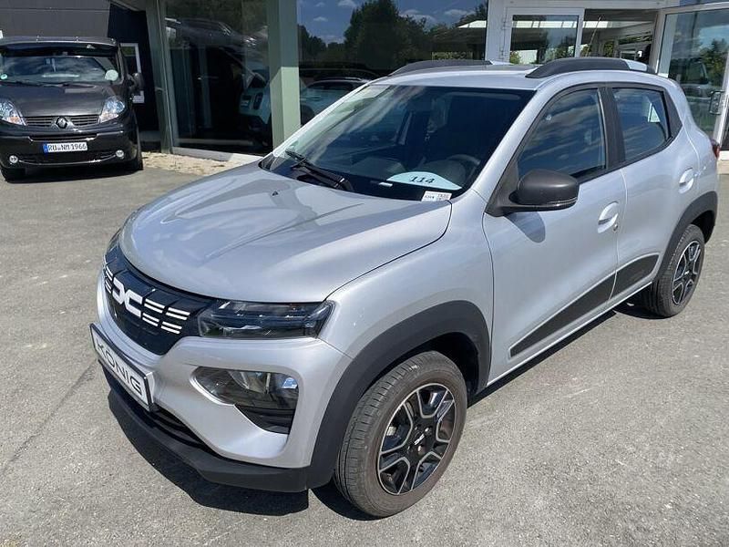 Lightninggrau Gebraucht 2023 Dacia Spring Essentiel Kleinwagen | 12.498 € - Bild 1/4