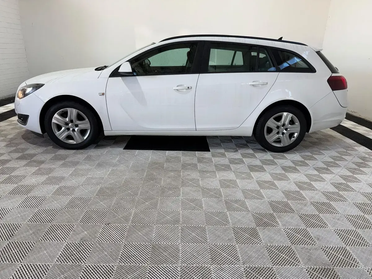 Second-hand Opel Insignia 120 CP (88 kW) 2017 Break