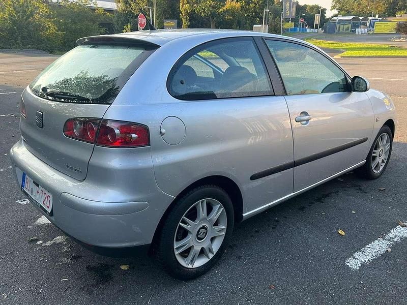 Gebraucht 2004 Seat Ibiza Limousine | 2.200 € (Etwas zu teuer) - Bild 1/4