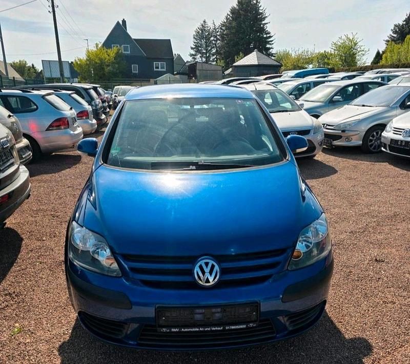 Gebraucht VW Golf V 105 PS (77 kW) 2005 Blau Limousine